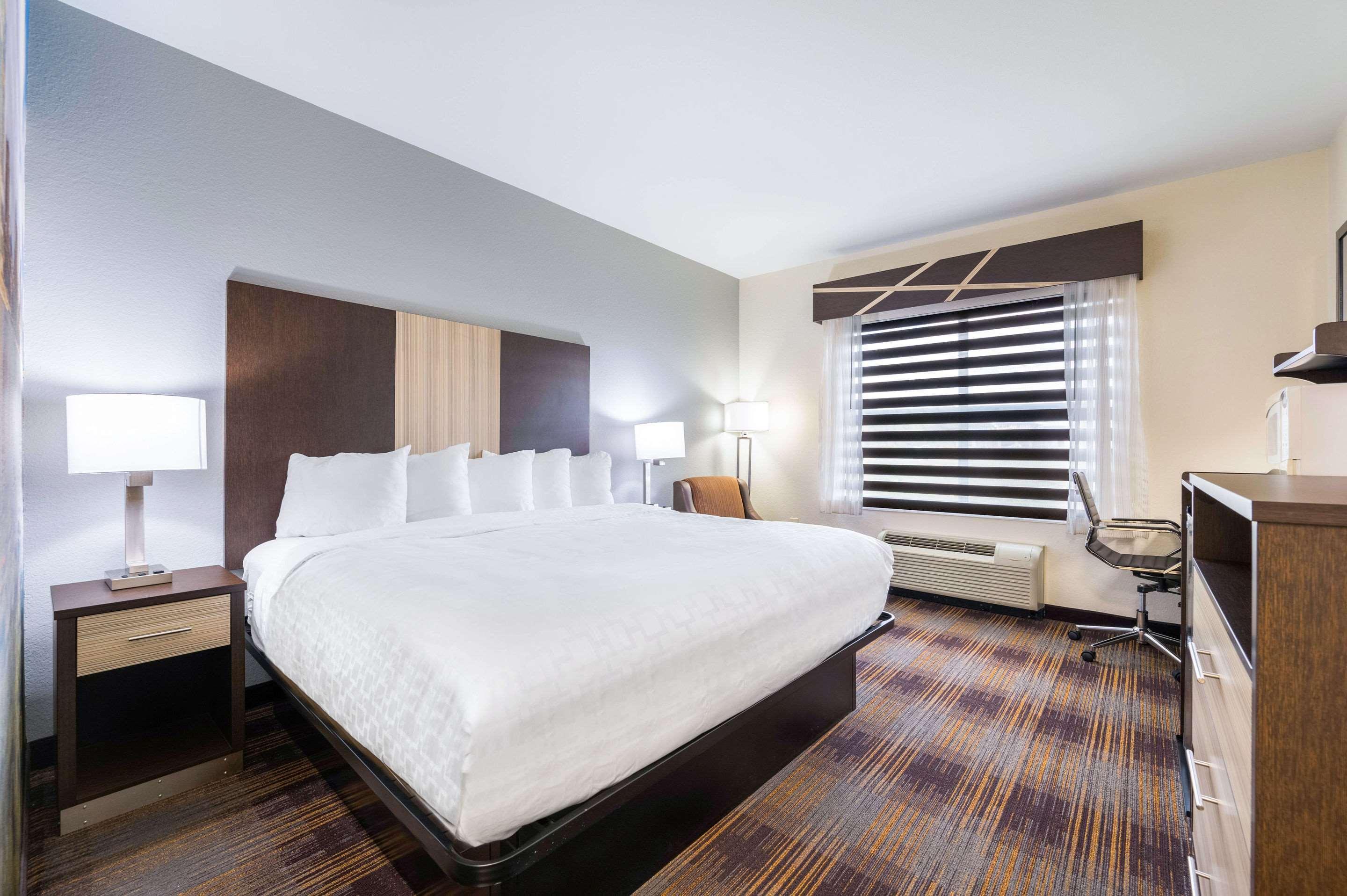 Clarion Pointe Madison-Huntsville Eksteriør billede