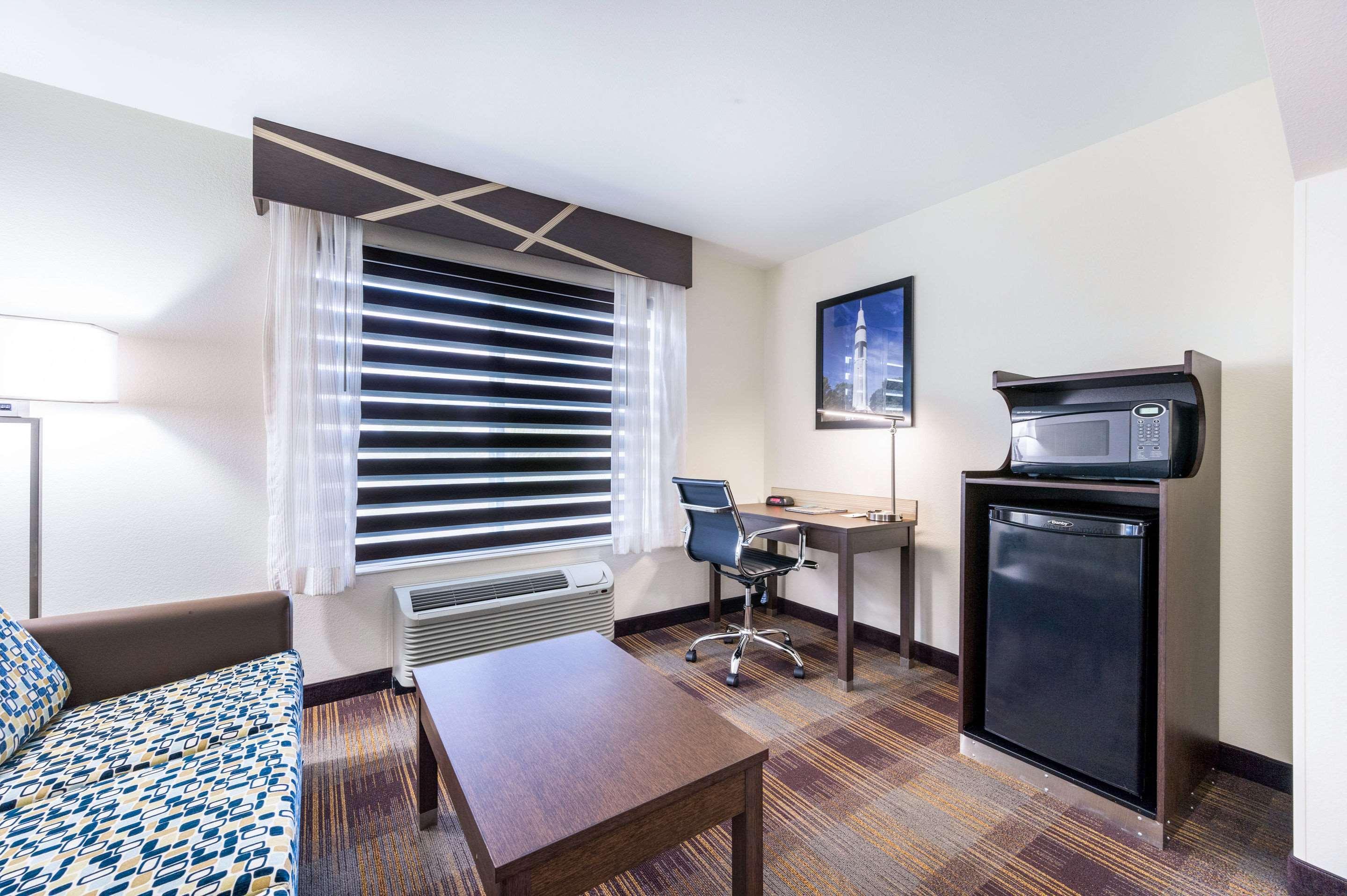 Clarion Pointe Madison-Huntsville Eksteriør billede