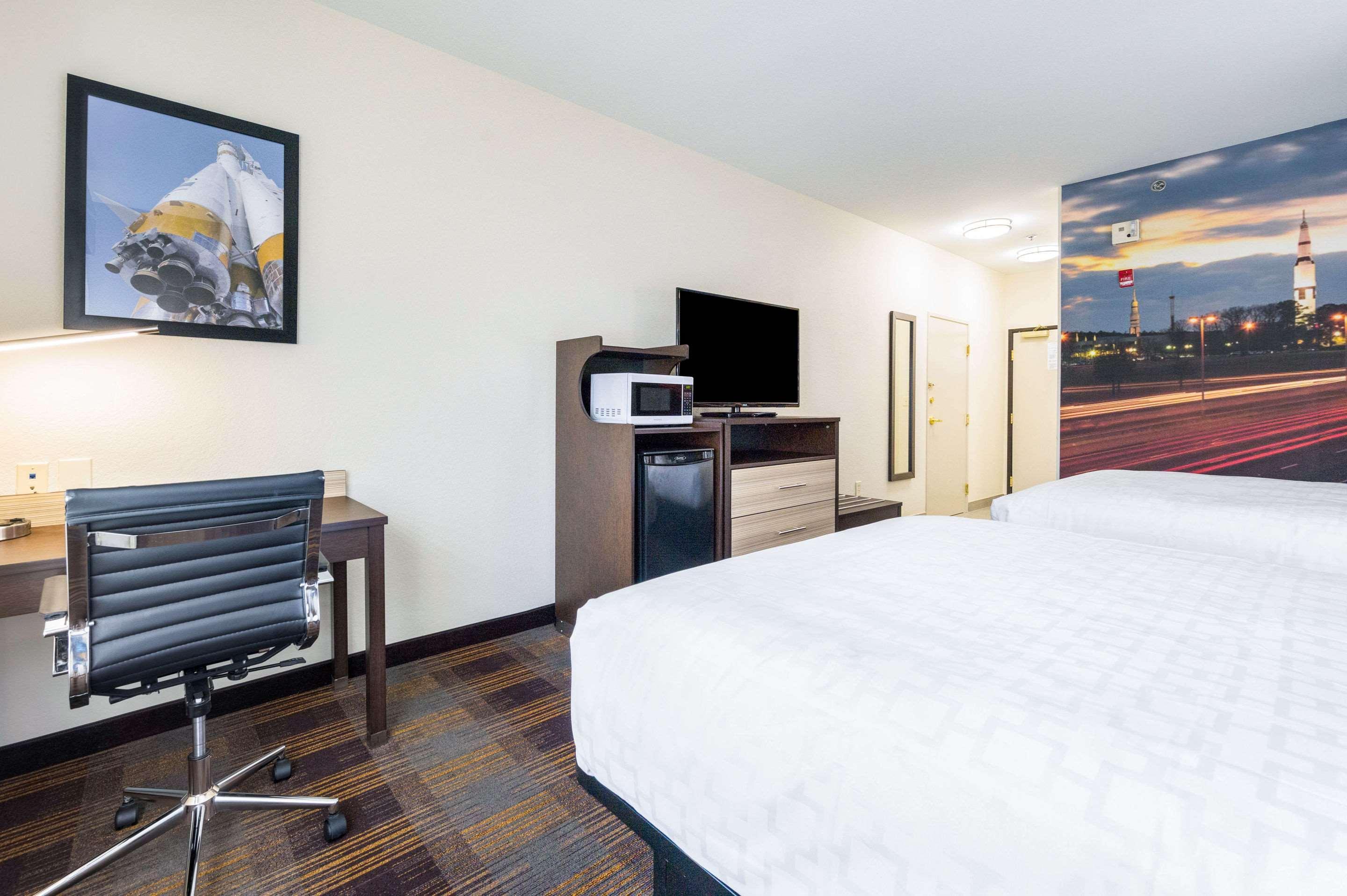 Clarion Pointe Madison-Huntsville Eksteriør billede