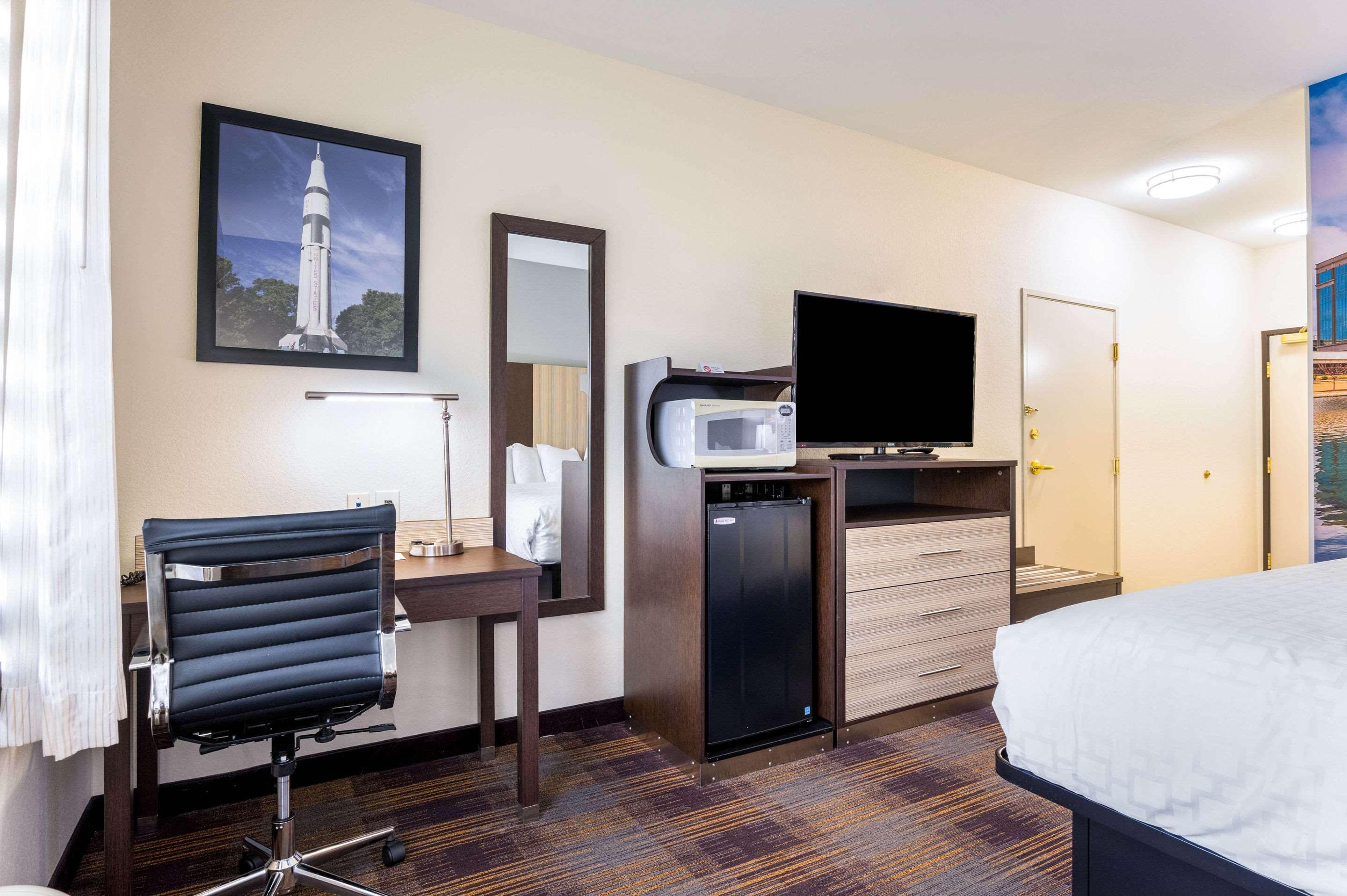 Clarion Pointe Madison-Huntsville Eksteriør billede