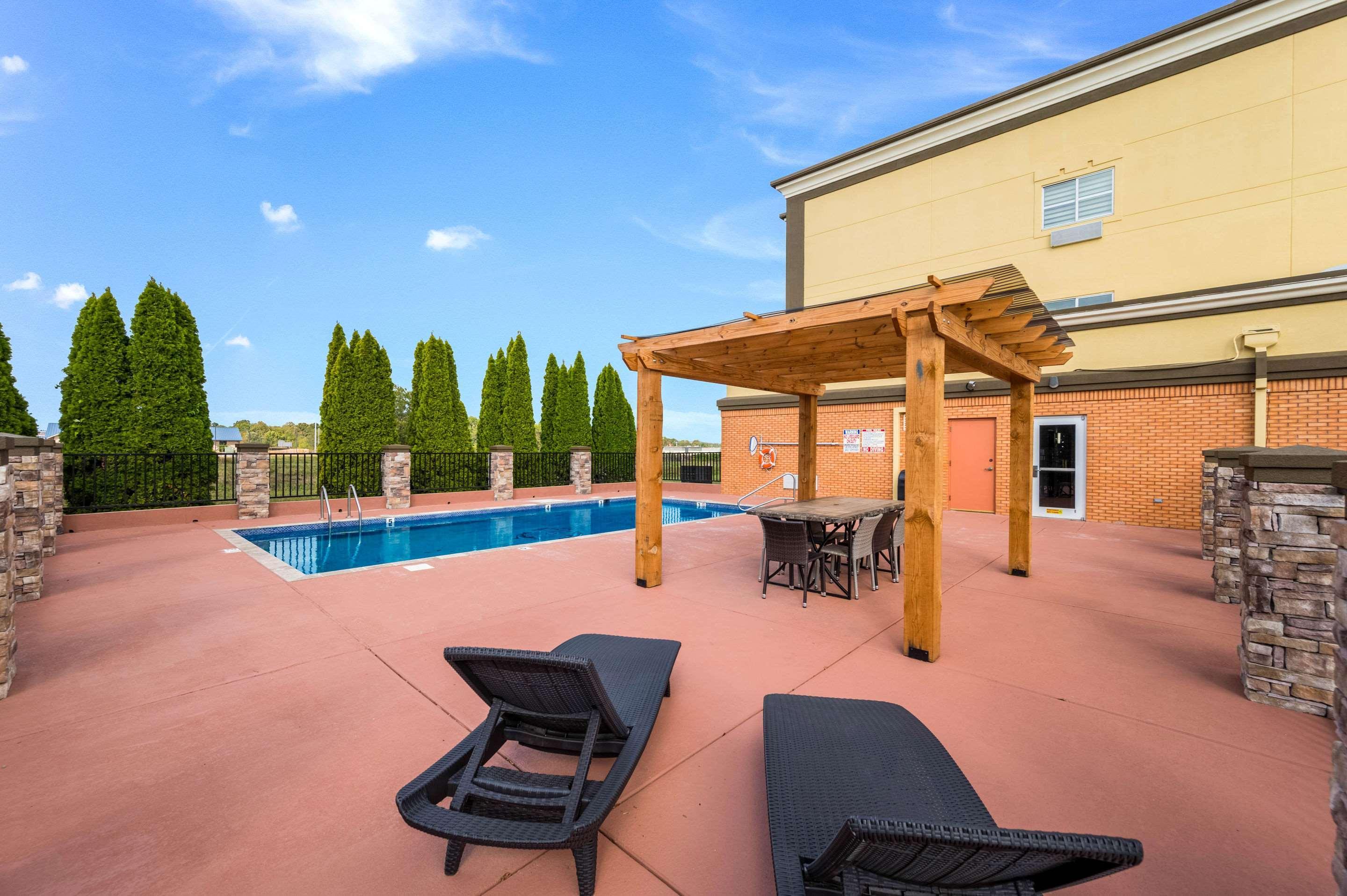 Clarion Pointe Madison-Huntsville Eksteriør billede