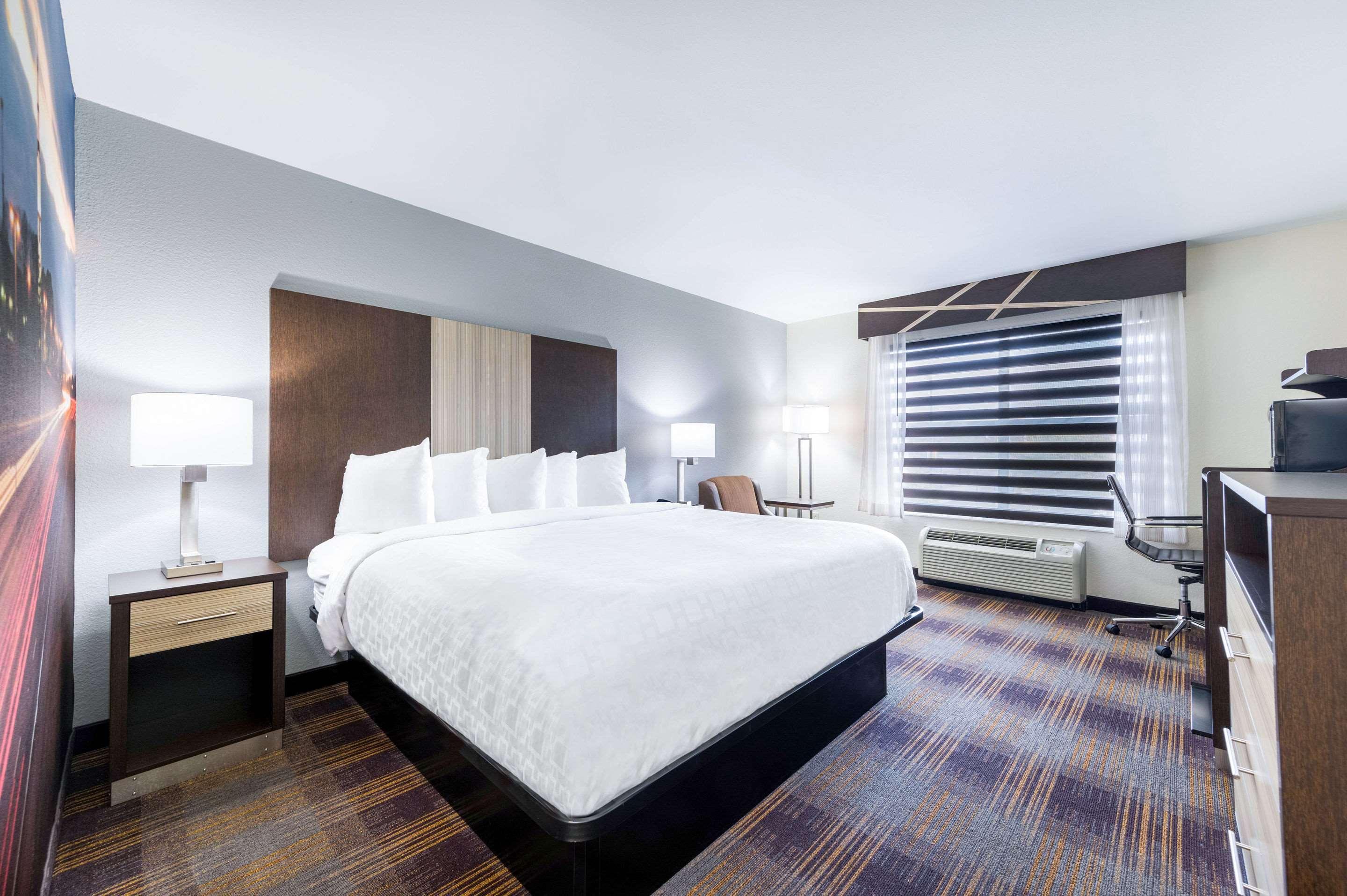 Clarion Pointe Madison-Huntsville Eksteriør billede