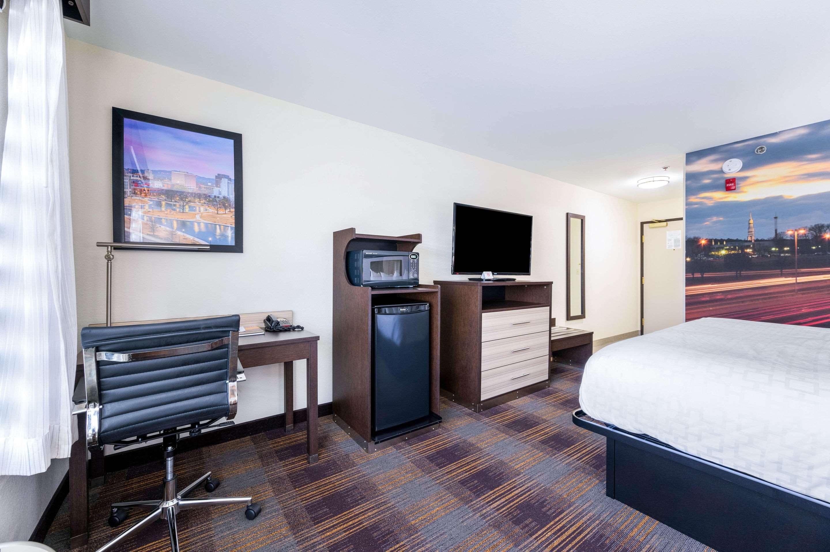 Clarion Pointe Madison-Huntsville Eksteriør billede
