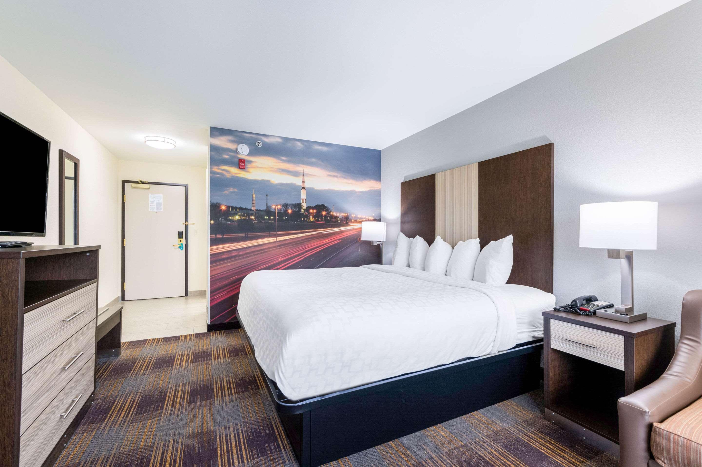 Clarion Pointe Madison-Huntsville Eksteriør billede